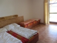 Chalupa_Dvoupok-apartmán_postele a výst-na již-terasu